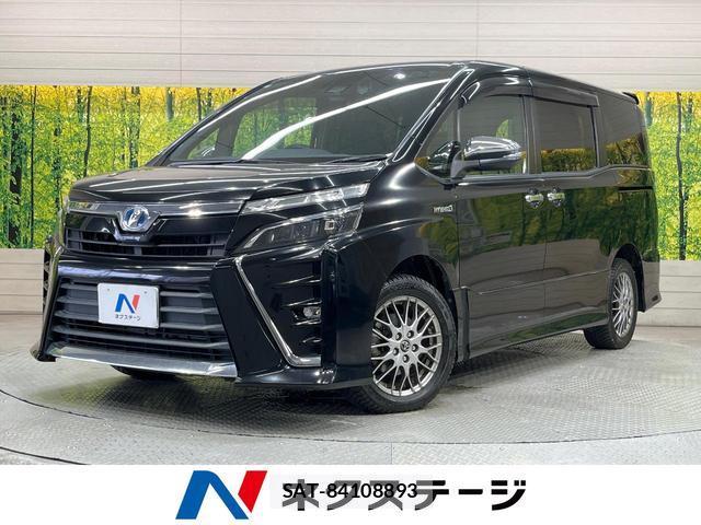Toyota VOXY 2018-02 8652304-0