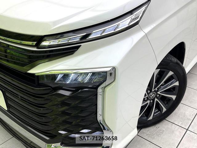 Toyota VOXY 2023-09 8652354-11