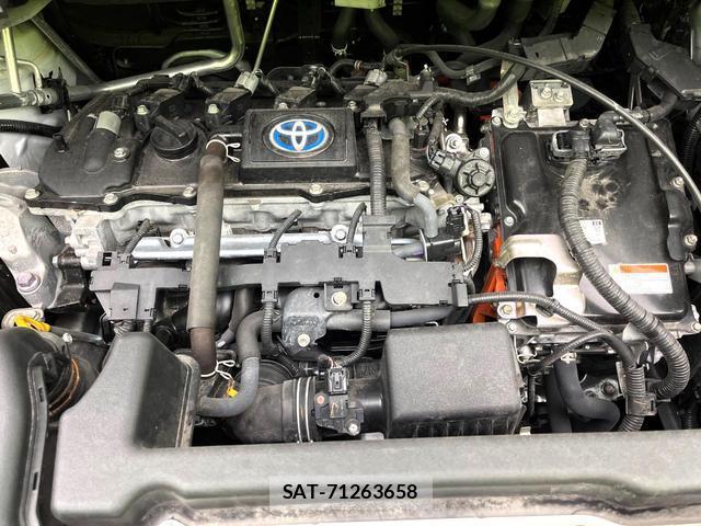 Toyota VOXY 2023-09 8652354-17