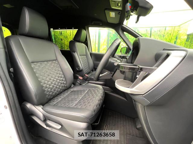 Toyota VOXY 2023-09 8652354-6