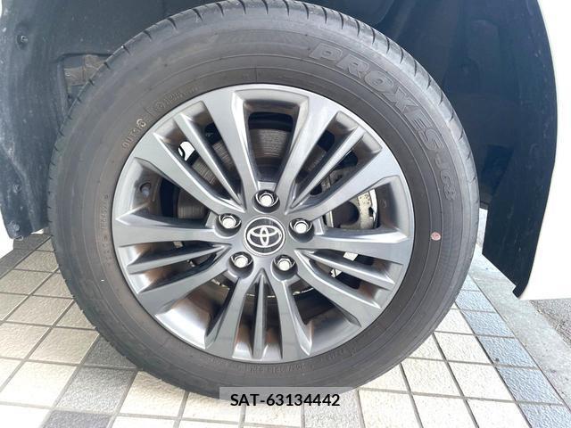 Toyota VOXY 2025-01 8652452-13