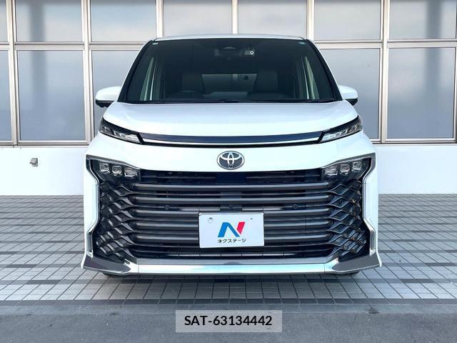 Toyota VOXY 2025-01 8652452-14