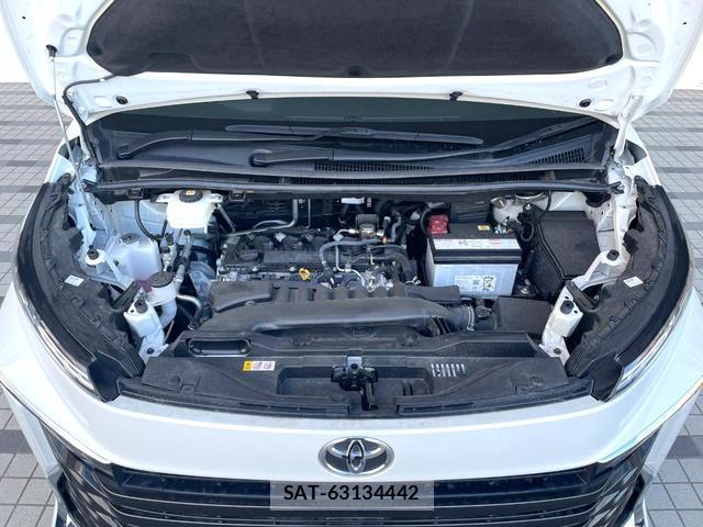 Toyota VOXY 2025-01 8652452-18