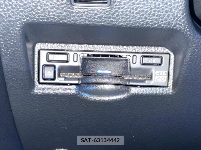 Toyota VOXY 2025-01 8652452-4
