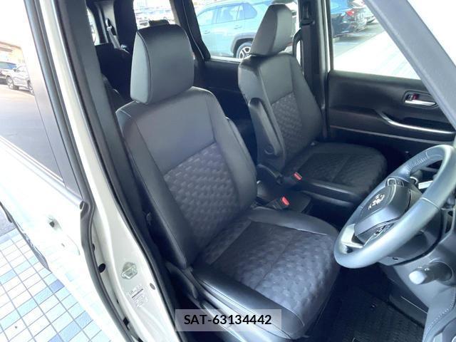 Toyota VOXY 2025-01 8652452-7