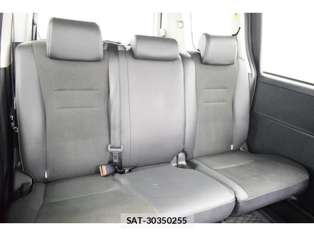 Toyota VOXY 2013-05 8652499-18