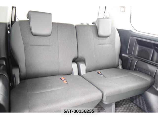 Toyota VOXY 2013-05 8652499-19