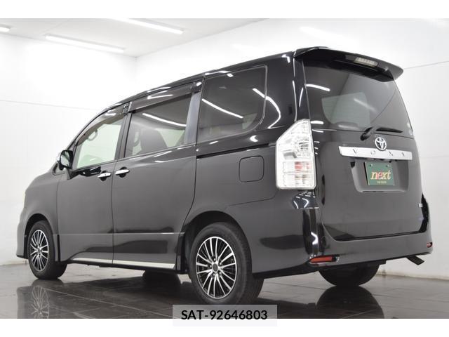 Toyota VOXY 2011-10 8652500-9