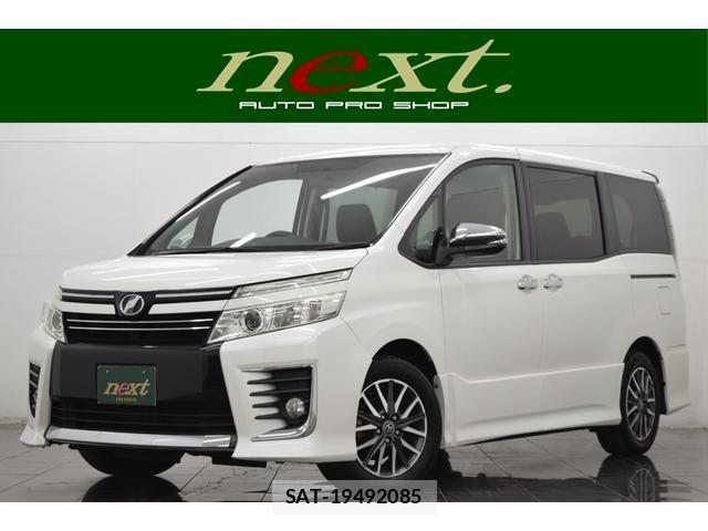 Toyota VOXY 2015-08 8652503-0