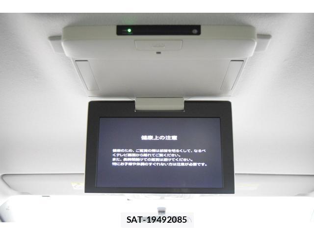 Toyota VOXY 2015-08 8652503-13