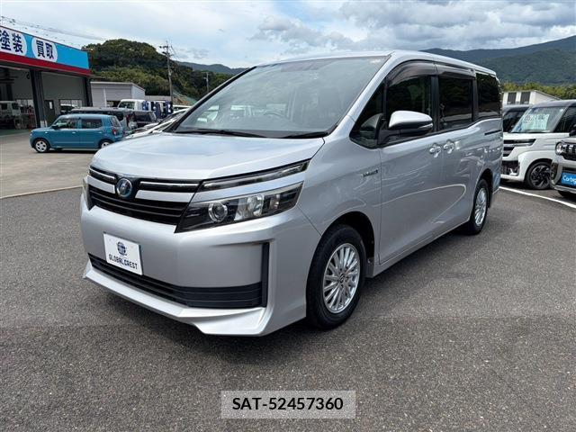 Toyota VOXY 2014-03 8652515-2