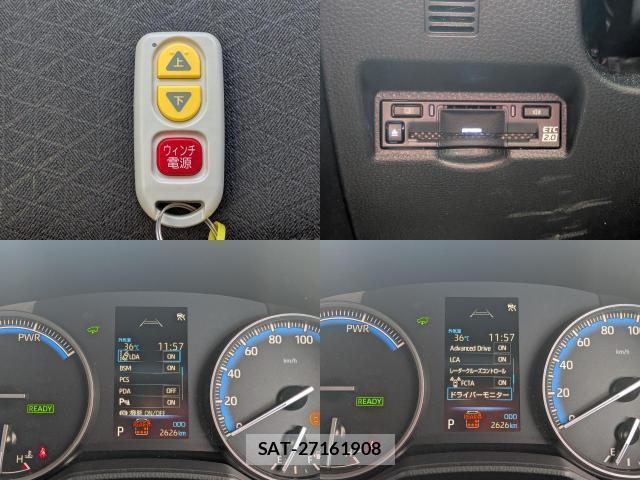 Toyota VOXY 2024-03 8652526-13