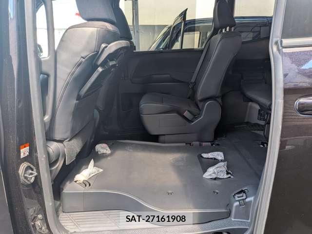 Toyota VOXY 2024-03 8652526-6