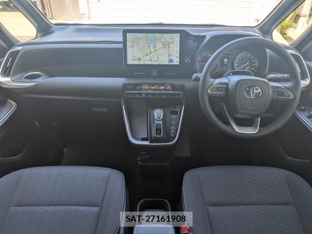 Toyota VOXY 2024-03 8652526-9