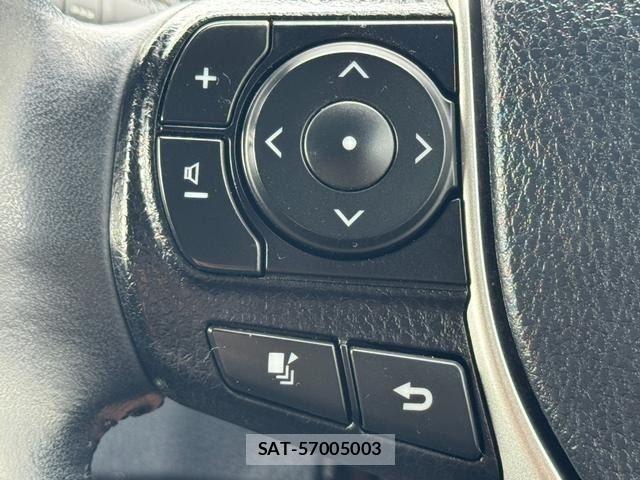 Toyota VOXY 2021-05 8652532-14