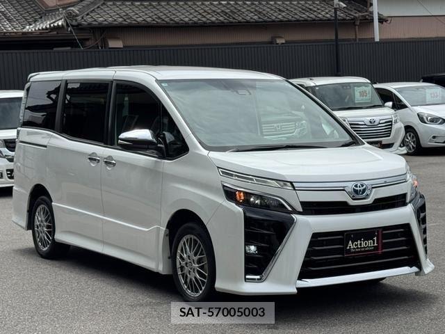 Toyota VOXY 2021-05 8652532-6