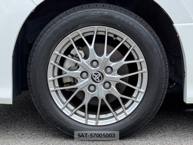 Toyota VOXY 2021-05 8652532-7