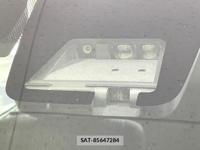 Toyota VOXY 2017-10 8652568-2