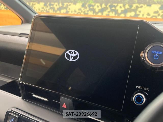 Toyota VOXY 2022-02 8652629-2
