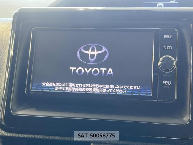 Toyota VOXY 2018-04 8652744-4