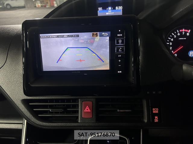 Toyota VOXY 2019-07 8652818-10