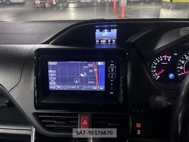 Toyota VOXY 2019-07 8652818-12