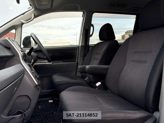Toyota VOXY 2008-07 8652875-12