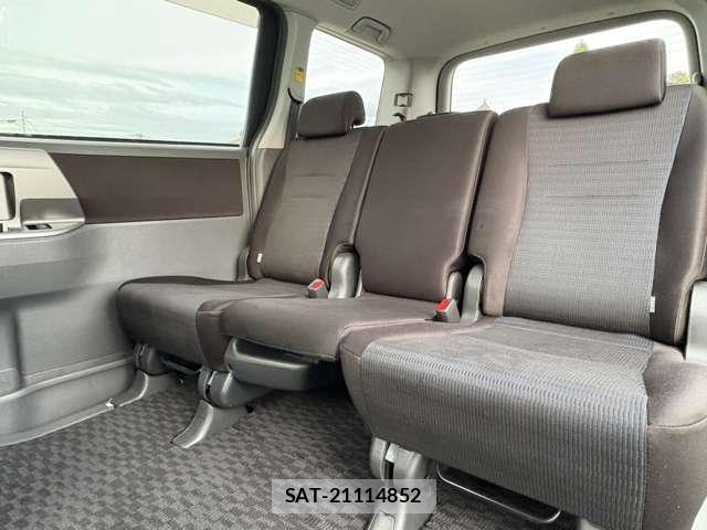 Toyota VOXY 2008-07 8652875-13