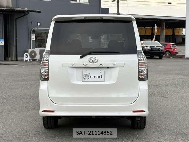 Toyota VOXY 2008-07 8652875-6