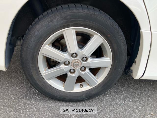 Toyota VOXY 2008-08 8652879-12