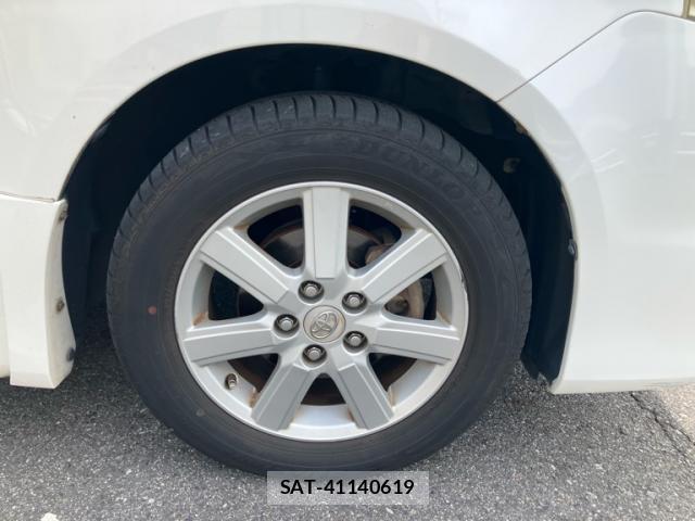 Toyota VOXY 2008-08 8652879-13