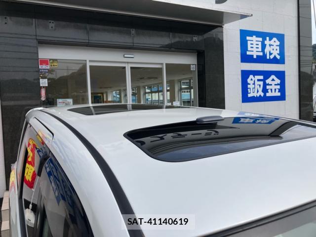 Toyota VOXY 2008-08 8652879-2