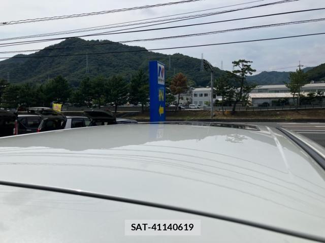 Toyota VOXY 2008-08 8652879-3
