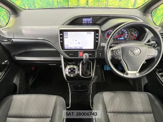 Toyota VOXY 2020-02 8652927-1