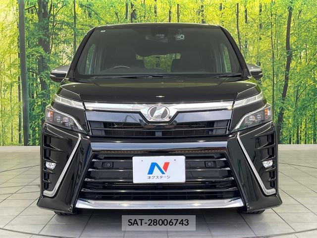 Toyota VOXY 2020-02 8652927-14