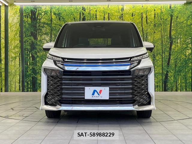 Toyota VOXY 2022-10 8652934-14