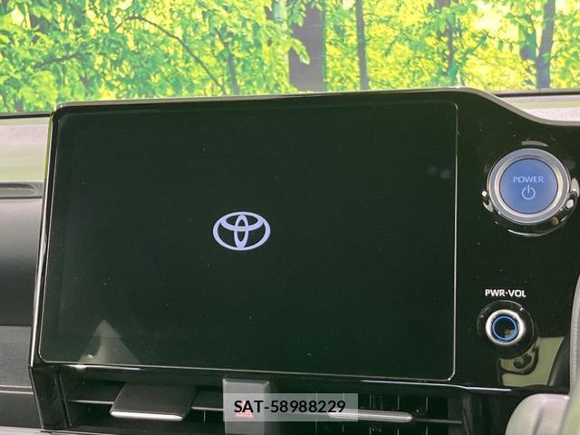 Toyota VOXY 2022-10 8652934-2