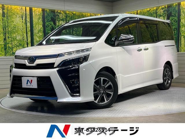 Toyota VOXY 2019-11 8652976-0