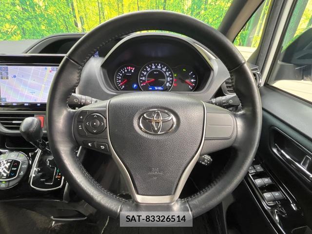 Toyota VOXY 2019-11 8652976-11