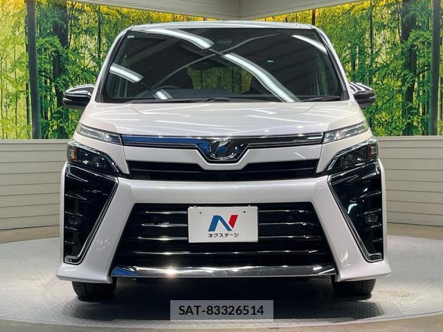 Toyota VOXY 2019-11 8652976-14