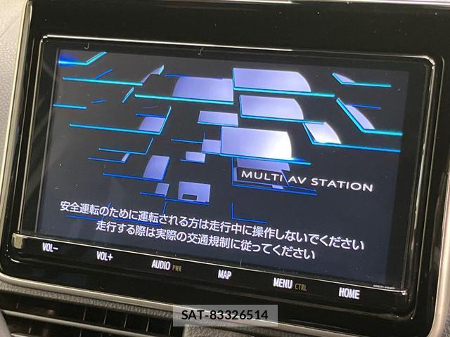 Toyota VOXY 2019-11 8652976-2