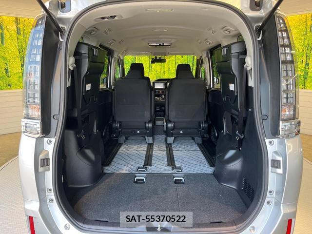 Toyota VOXY 2014-07 8652987-10