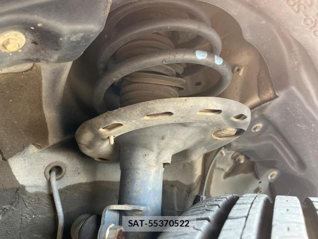 Toyota VOXY 2014-07 8652987-19