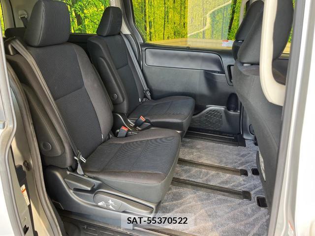 Toyota VOXY 2014-07 8652987-8