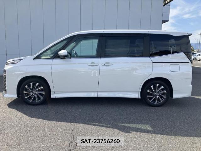 Toyota VOXY 2024-12 8653048-1