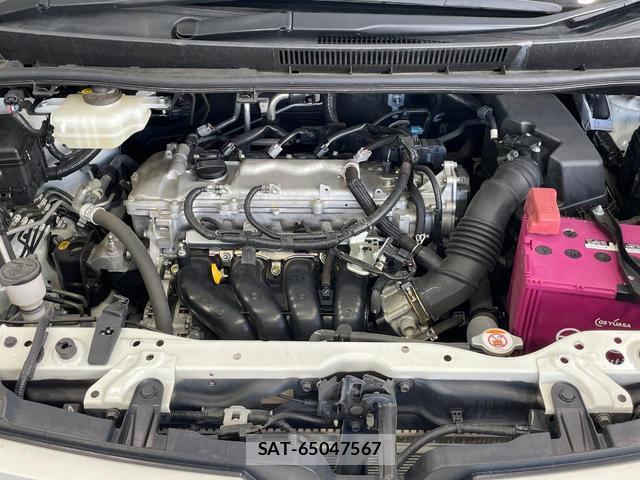 Toyota VOXY 2019-08 8653186-17