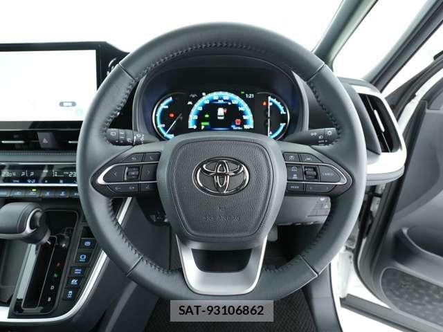 Toyota VOXY 2025-10 8653224-15