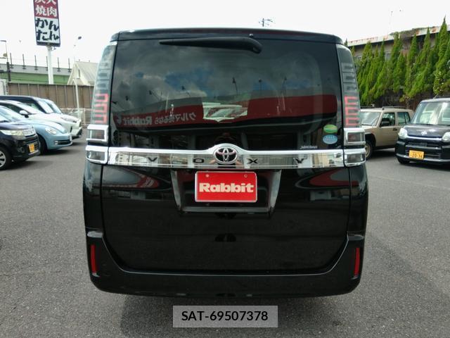 Toyota VOXY 2019-06 8653324-10