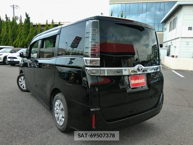 Toyota VOXY 2019-06 8653324-9