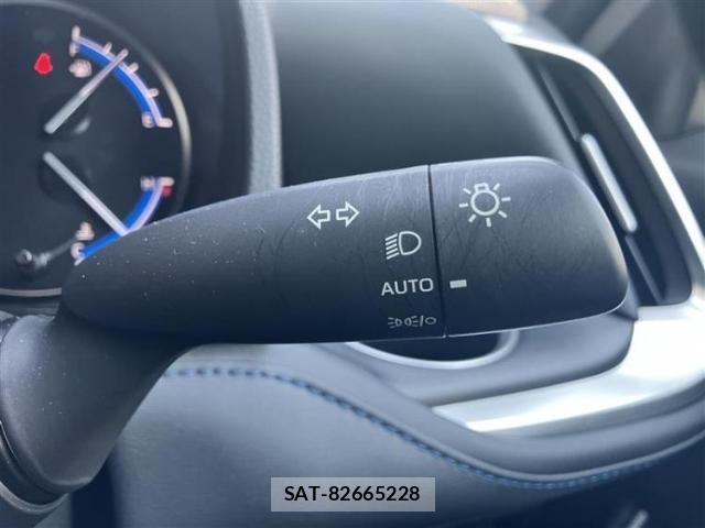 Toyota VOXY 2024-03 8653466-14